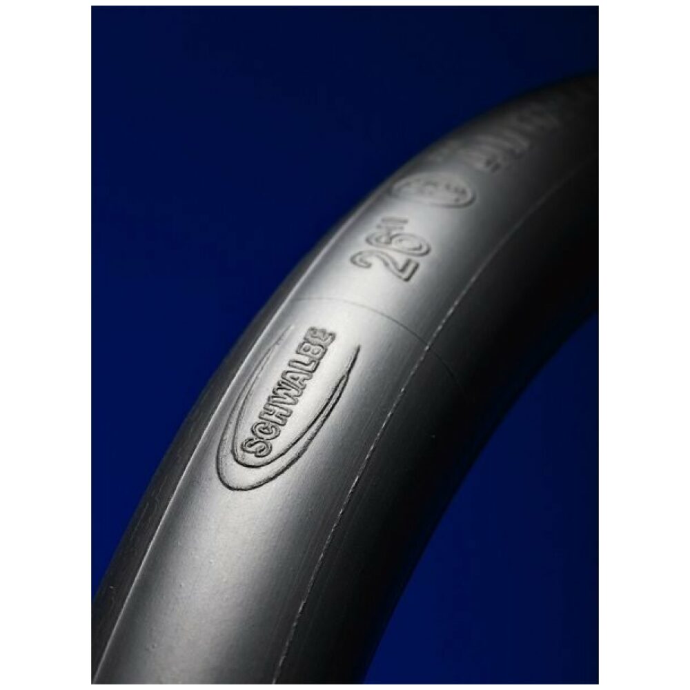 Schwalbe Binnenband DV5 17 x 1 1/4 - 18 x 1.75 hv 32mm Zwart