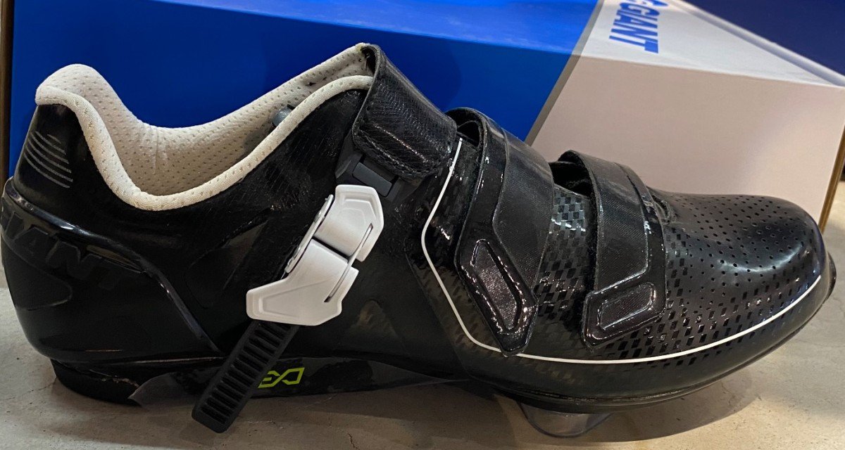 Giant PULSE BLACK/WHITE COMPETITION LAST Zwart / Wit